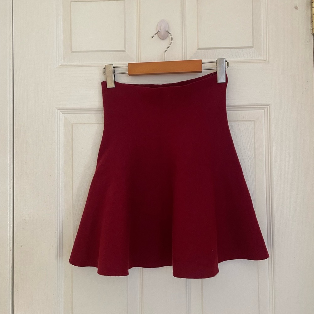 Red/ Burgundy knit Zara Skirt size M, fits S-M